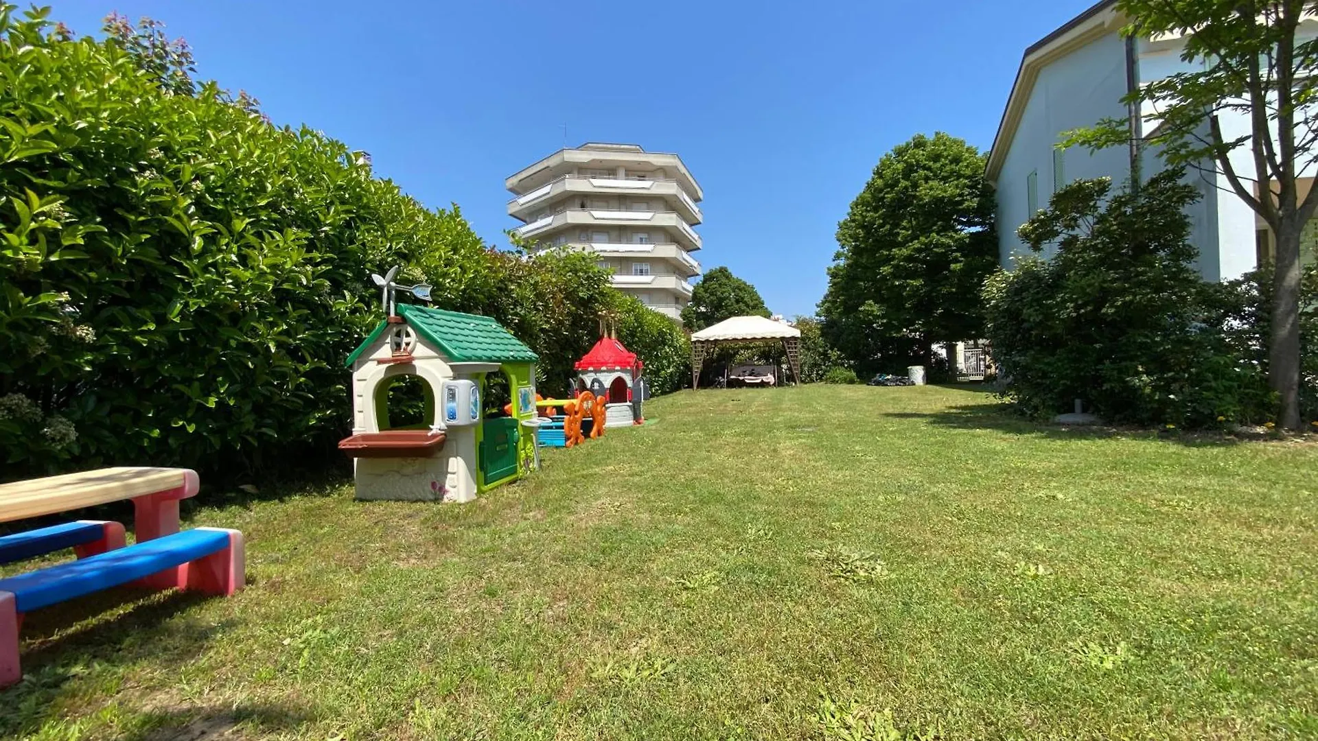 Villa Azzurra Bellaria-Igea Marina 0*,  İtalya